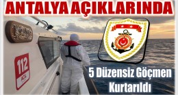 Yunan Güvenlik Güçleri Tarafından Denize Atıldıklarını Söyleyen  6 Düzensiz Göçmenden 5’i Kurtarıldı