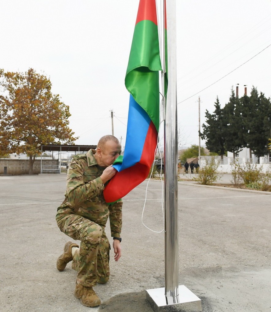 Azerbaycan Cumhurbaşkanı İlham Aliyev Fuzuli ve Cebrayıl bölgelerini ziyaret etti