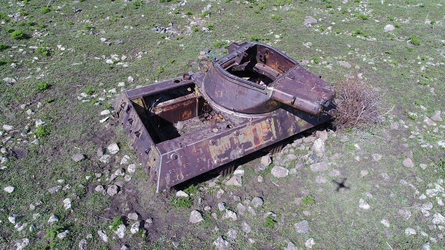 Terk edilmiş tankları görenler şaşırıyor! 70 yıldır oradalar…